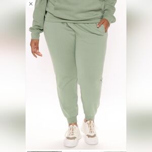 Fashion Nova Stole Your Boyfriend's Oversized Jogger - Sage Size 1X (NWOT)